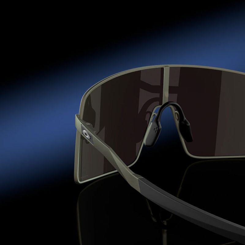 Slnečné okuliare Oakley Sutro Ti satin lead/prizm sapphire 9