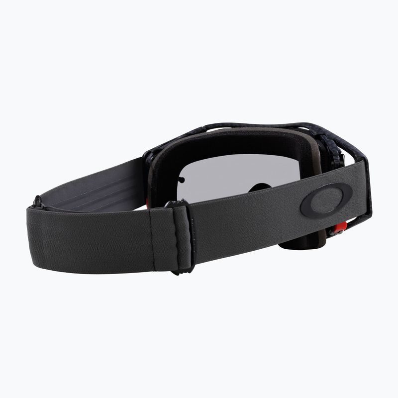 Cyklistické okuliare Oakley Airbrake MTB z uhlíkových vlákien/svetlo šedé 3