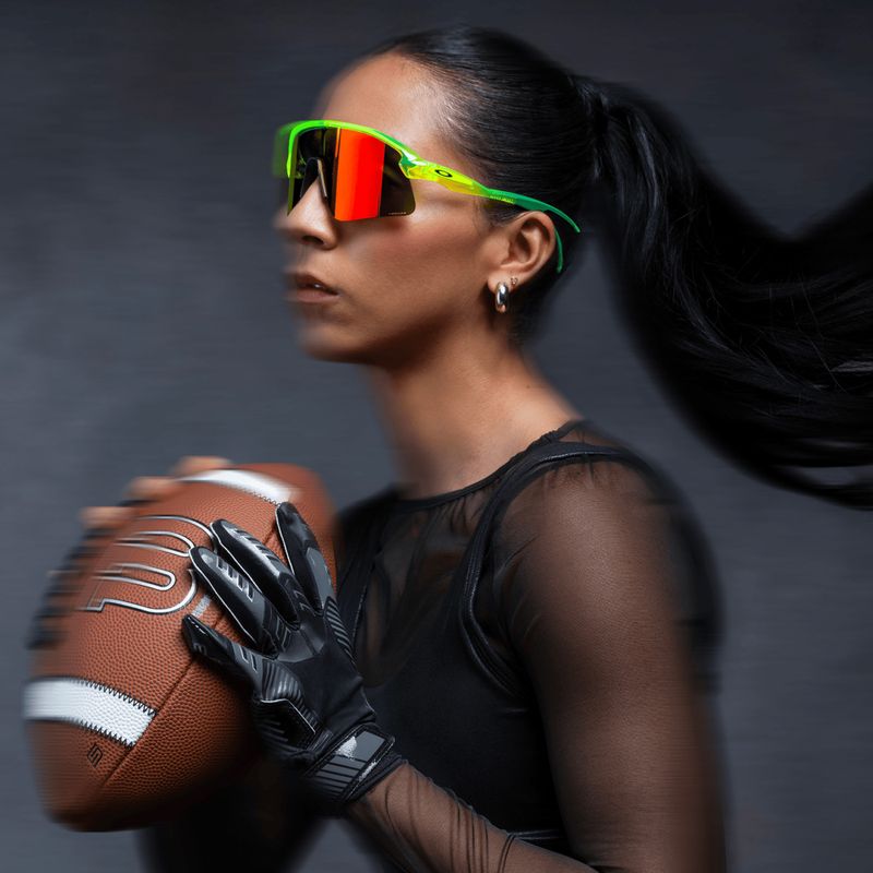 Slnečné okuliare Oakley Stunt Devil matte uranium/prizm ruby 10