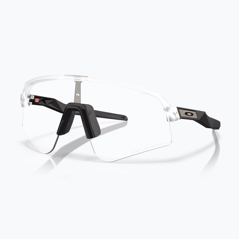 Slnečné okuliare Oakley Sutro Lite Sweep matte clear/clear to black iridium photochromic