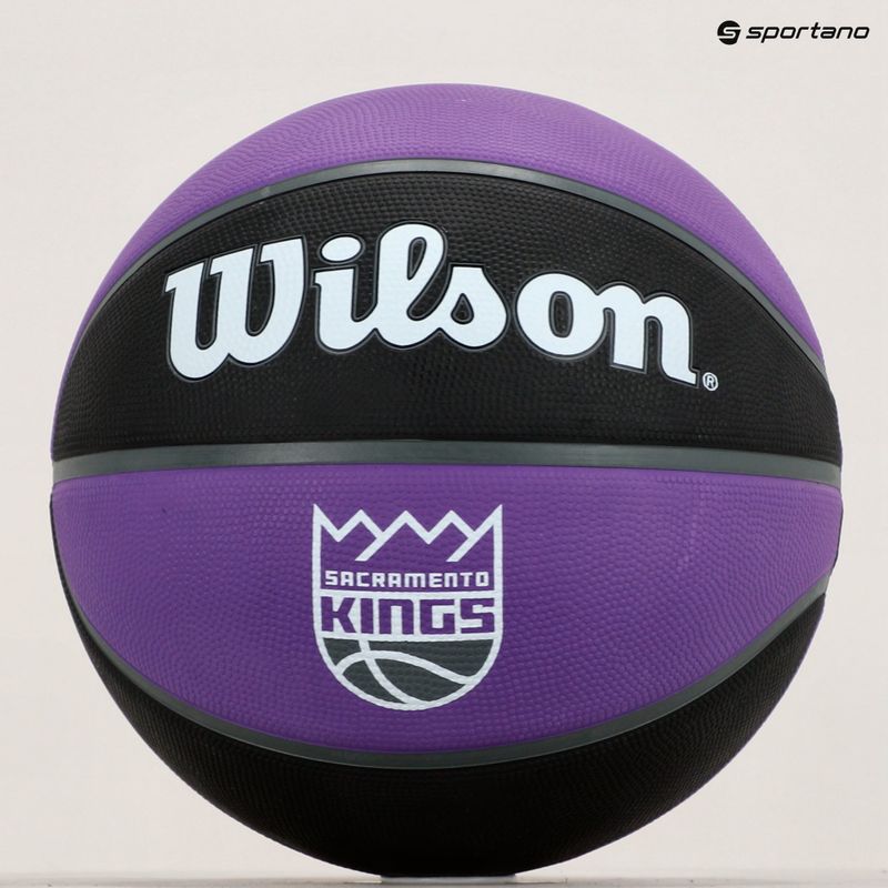 Wilson NBA Team Tribute Sacramento Kings basketbalová lopta fialová WTB1300XBSAC 5