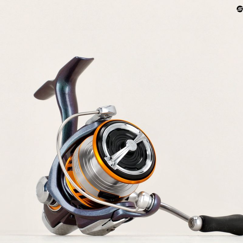 Navijak Daiwa 18 Regal LT 7