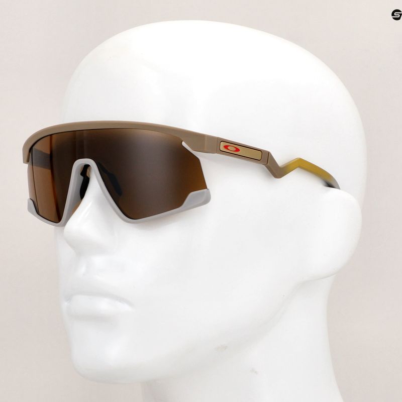 Slnečné okuliare Oakley Bxtr Patrick Mahomes II matte terrain tan/prizm tungsten 12