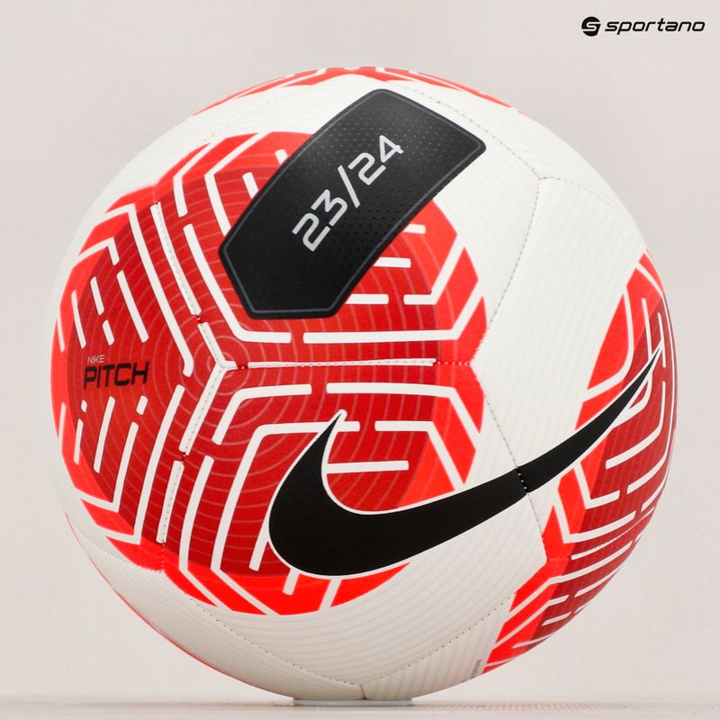 Nike Pitch white/black/bright crimson veľkosť 5 futbal 5