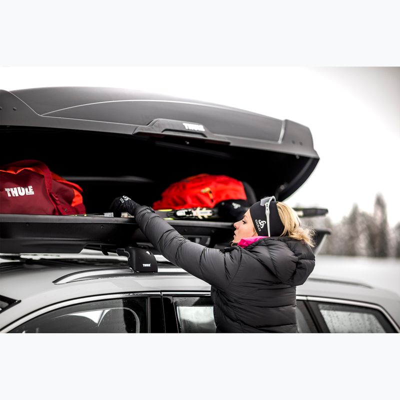 Čierny lesklý strešný box Thule Motion XT 10