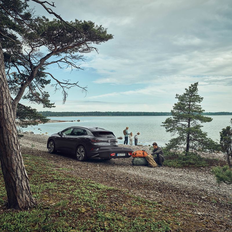 Strešný box Thule Arcos M black 8