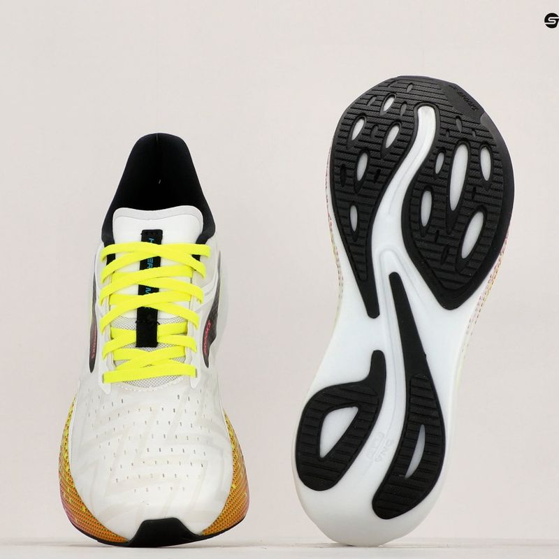 Pánska bežecká obuv Brooks Hyperion Max white/black/nightlife 10