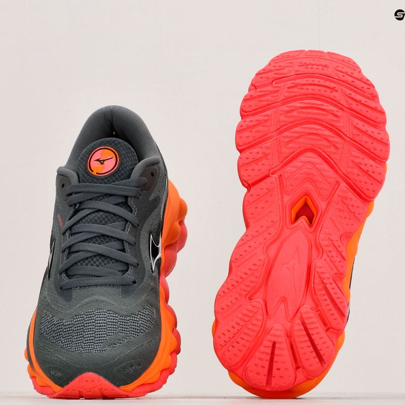 Dámska bežecká obuv Mizuno Wave Sky 7 turbulence/white/carrot curl 11