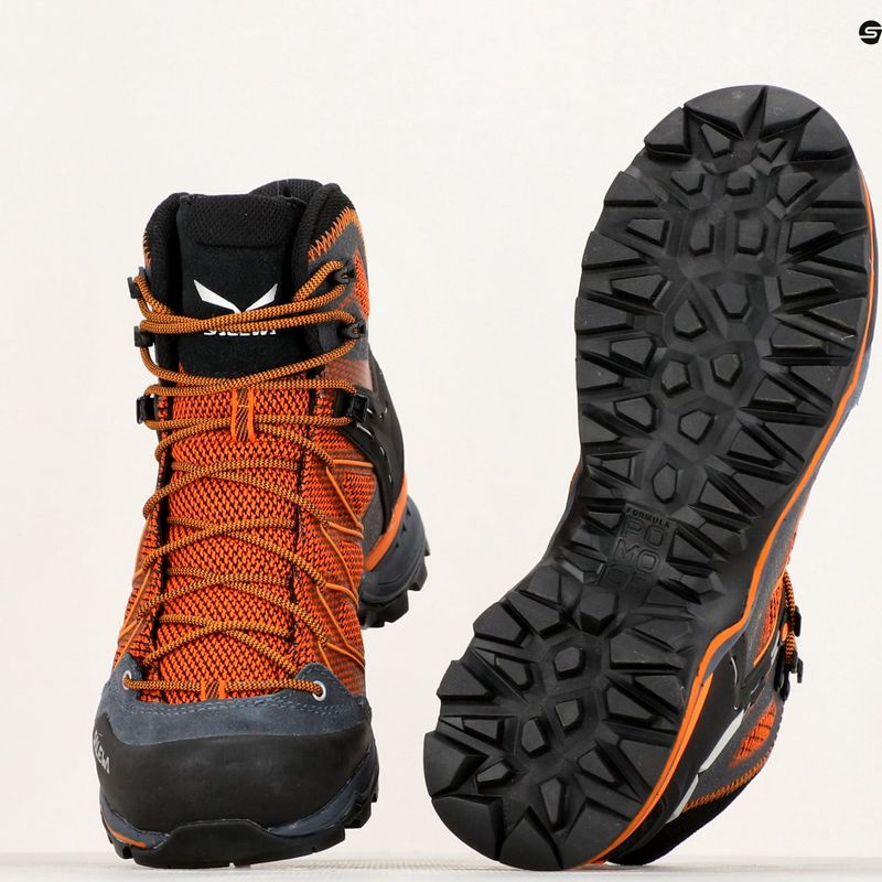 Pánske trekové topánky Salewa MTN Trainer Lite Mid GTX black out/carrot 10