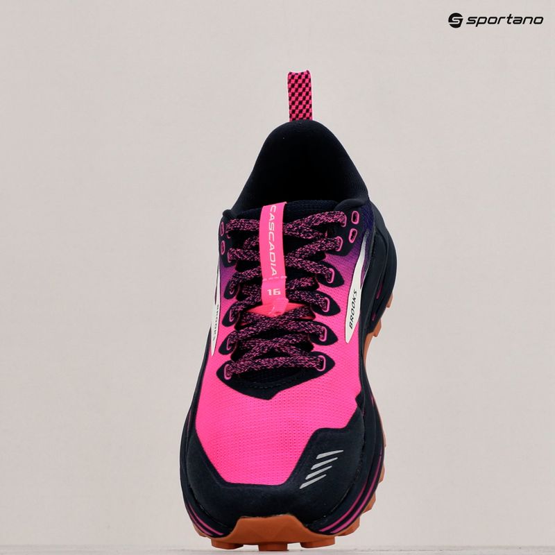 Brooks Cascadia 16 dámska bežecká obuv peacoat/pink/biscuit 10