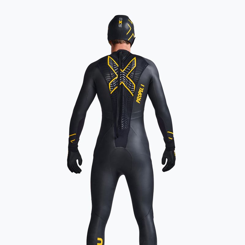 Neoprénová čiapka 2XU Propel Neoprene black/ambition 3