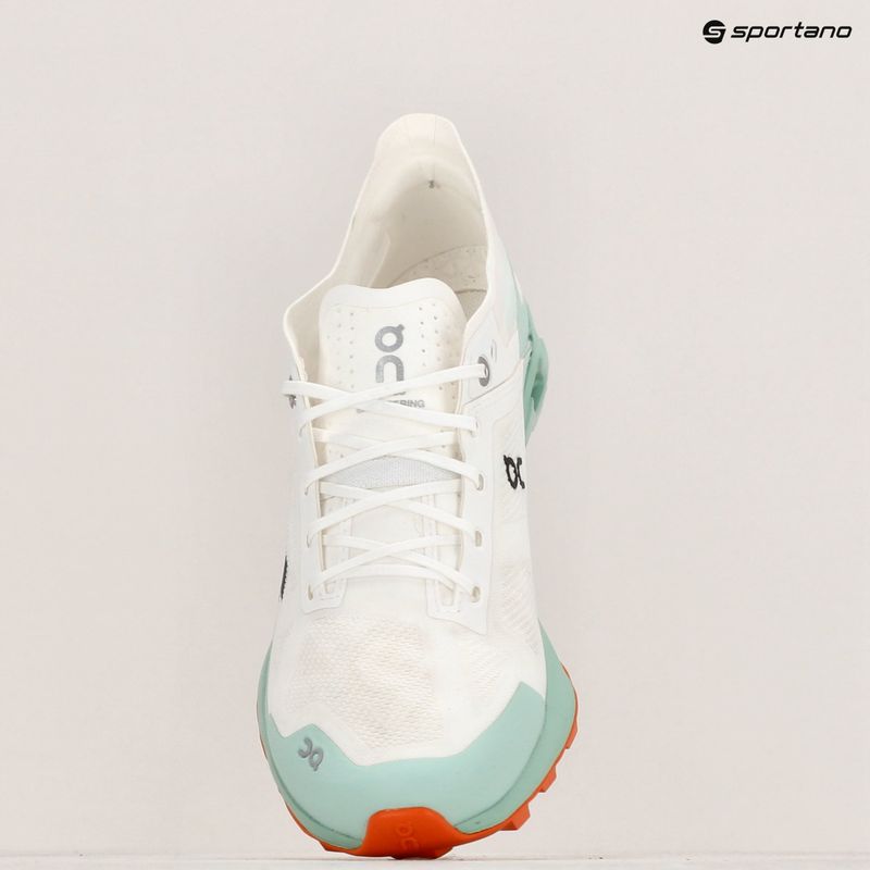 Dámska bežecká obuv On Cloudventure Peak 3 Undyed undyed white 9