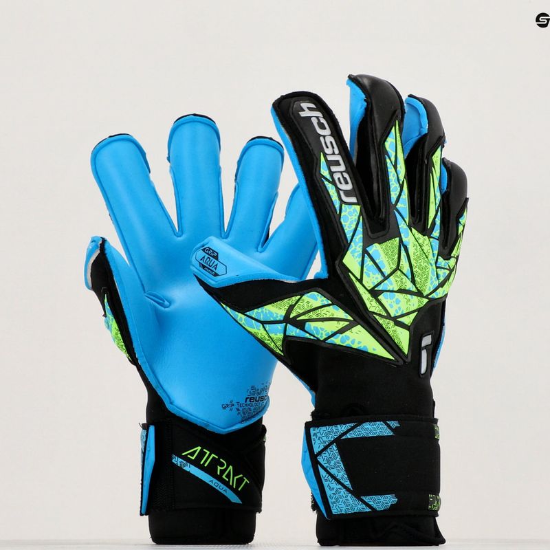 Brankárske rukavice Reusch Attrakt Aqua Evolution black/fluo lime/aqua 8