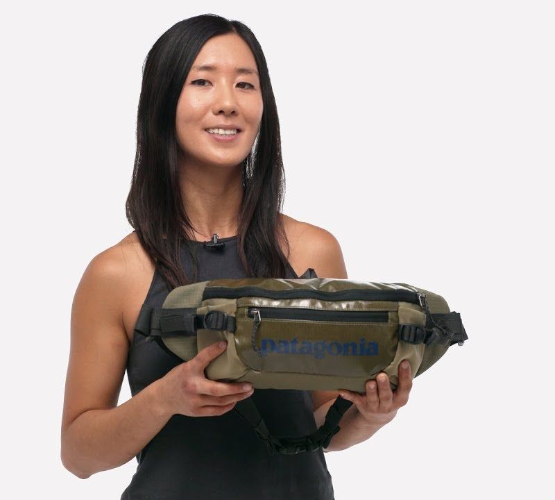 Patagonia Black Hole Waist Pack 5 l modré vrecko na nosenie 10