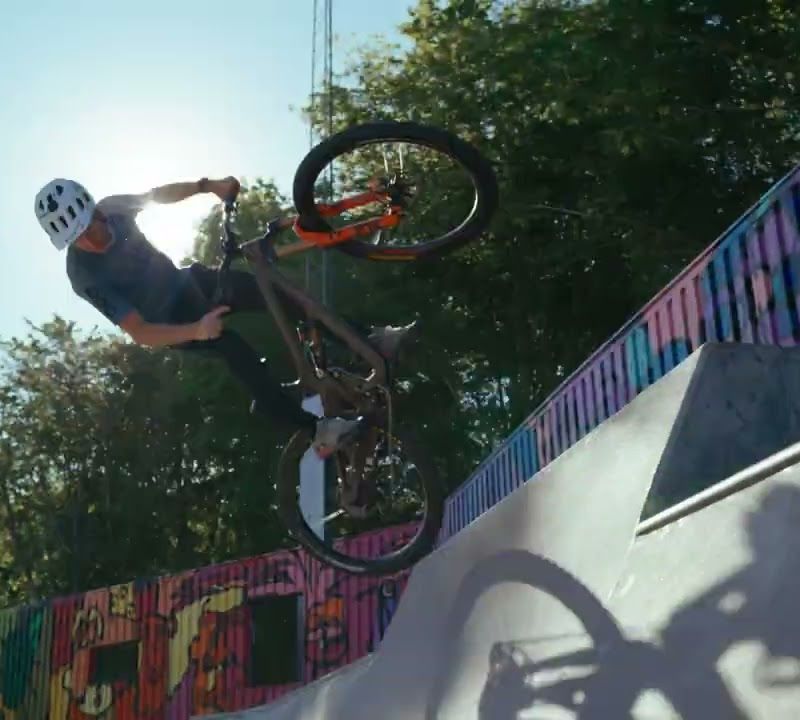 Nosič bicyklov Thule EasyFold 3 2Bike čierny 9