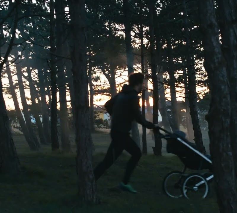 Detský kočík Thule Glide 2 Jet čierny 10101952 15
