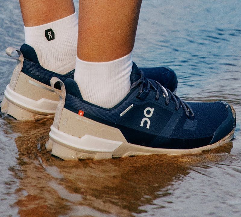 Dámska trailová obuv On Cloudwander Waterproof tmavomodrá 7398572 14