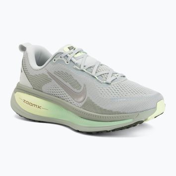 Pánske bežecké topánky Nike Vomero 18 light silver/barely volt/college grey