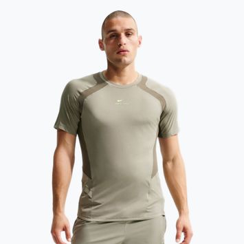 Pánske tréningové tričko Nike Pro Training Dri-Fit light army/medium olive/light liquid lime