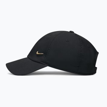 Šiltovka Nike Dri-Fit Club Unstructured Metal Swoosh 2026 black/metallic gold