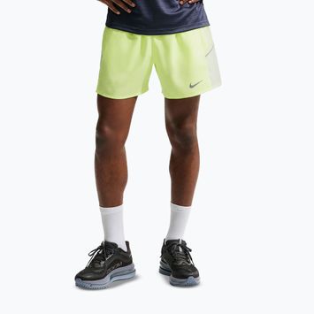 Pánske bežecké šortky Nike Miler Dri-Fit 2in1 5" volt ice/barely volt