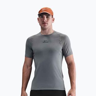 Pánske tréningové tričko Nike Pro Training Dri-Fit smoke grey/black