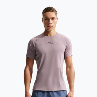 Pánske tréningové tričko Nike Pro Training Dri-Fit light violet ore/black