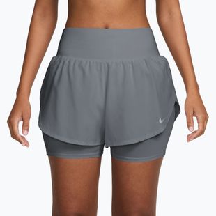 Dámske bežecké šortky Nike Tempo Flow cool grey/cool grey