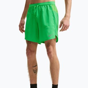 Pánske bežecké šortky Nike Stride Dri-Fit Brief-Lined 7" green spark