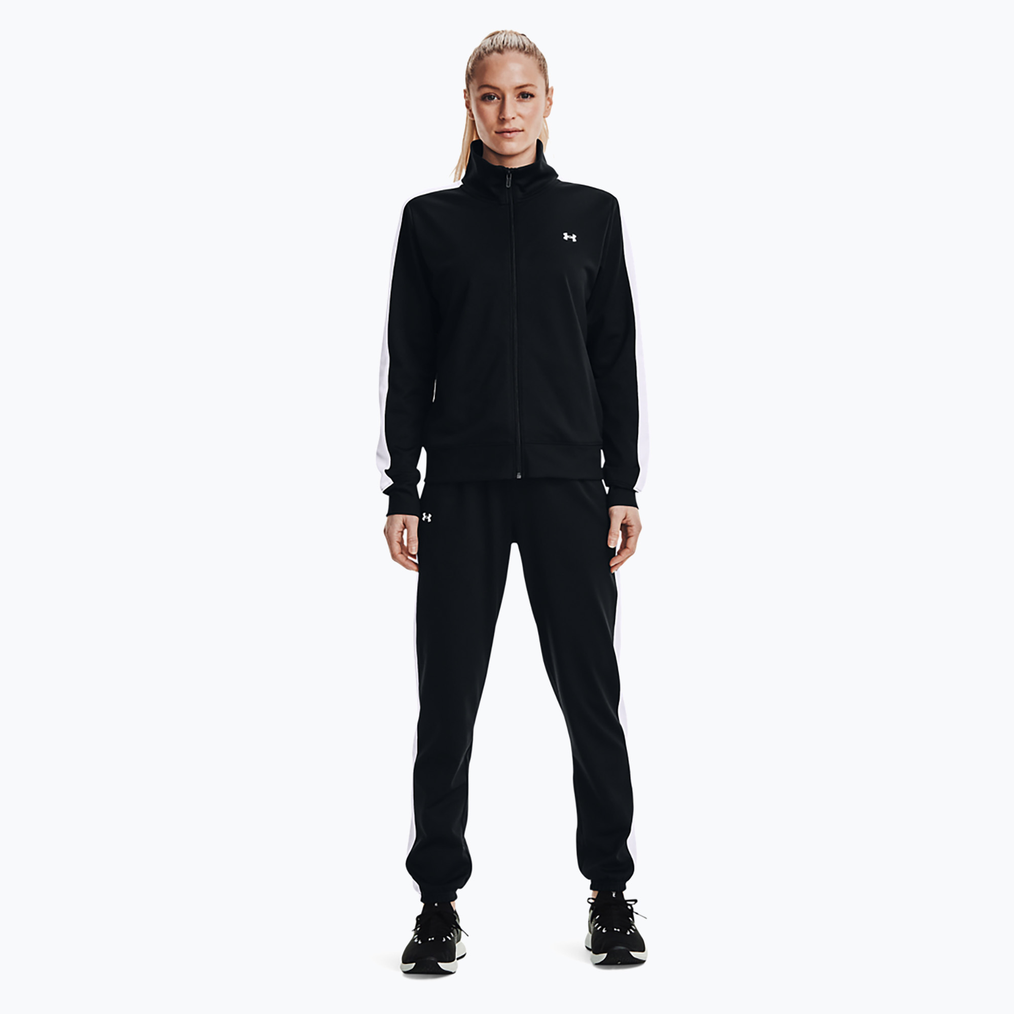 Dámska tepláková súprava Under Armour Tricot black/white (Tricot 1365147-001)