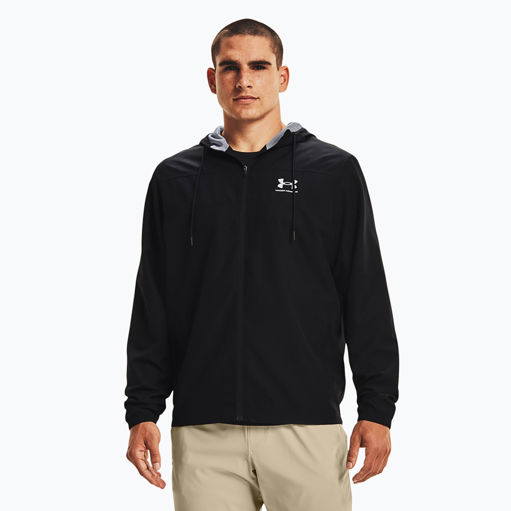 Pánska vetrovka Under Armour Sportstyle Black/mod Gray (Sportstyle Windbreaker 1361621-003)