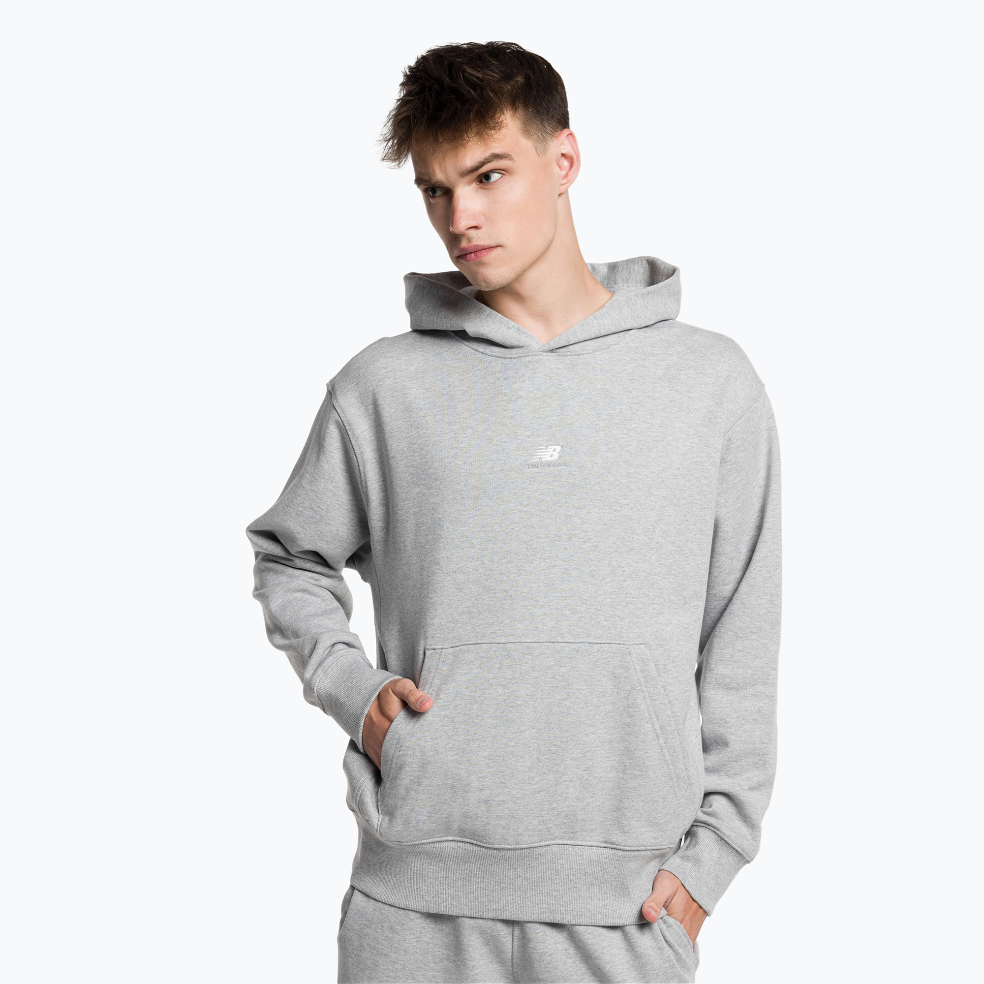 Pánska tréningová mikina New Balance Athletics Remastered Graphic French Terry sivá MT31502AG (Athletics Remastered Graphic French Terry Hoodie
