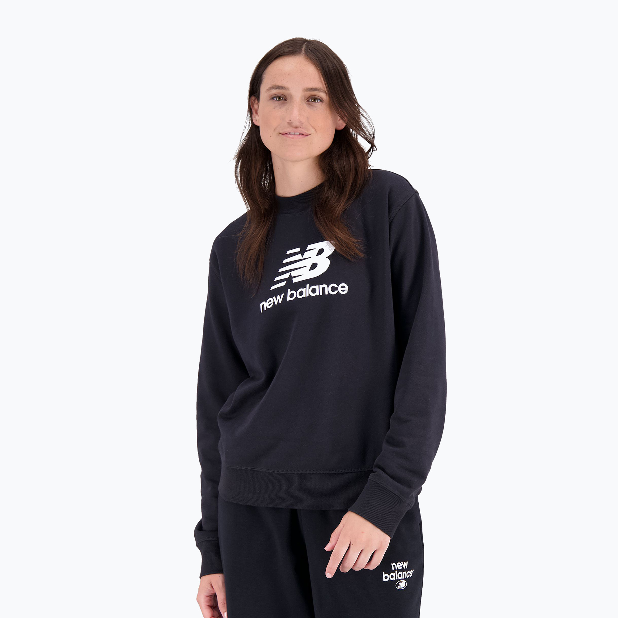 Dámska tréningová mikina New Balance Essentials Stacked Logo French Terry Hoodie black NBWT31533 (Essentials Stacked Logo French Terry Crewneck