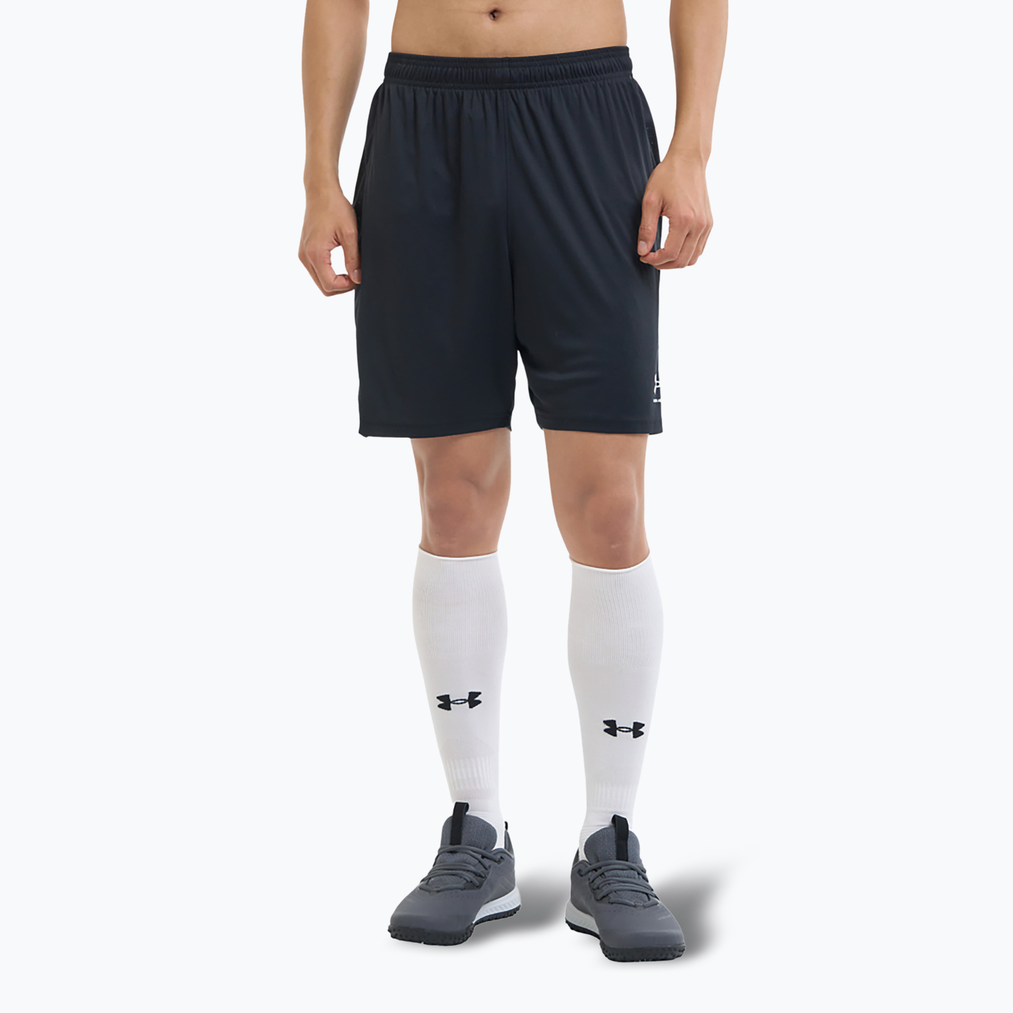 Pánske futbalové šortky Under Armour Challenger black/white (Challenger 1379507-001)