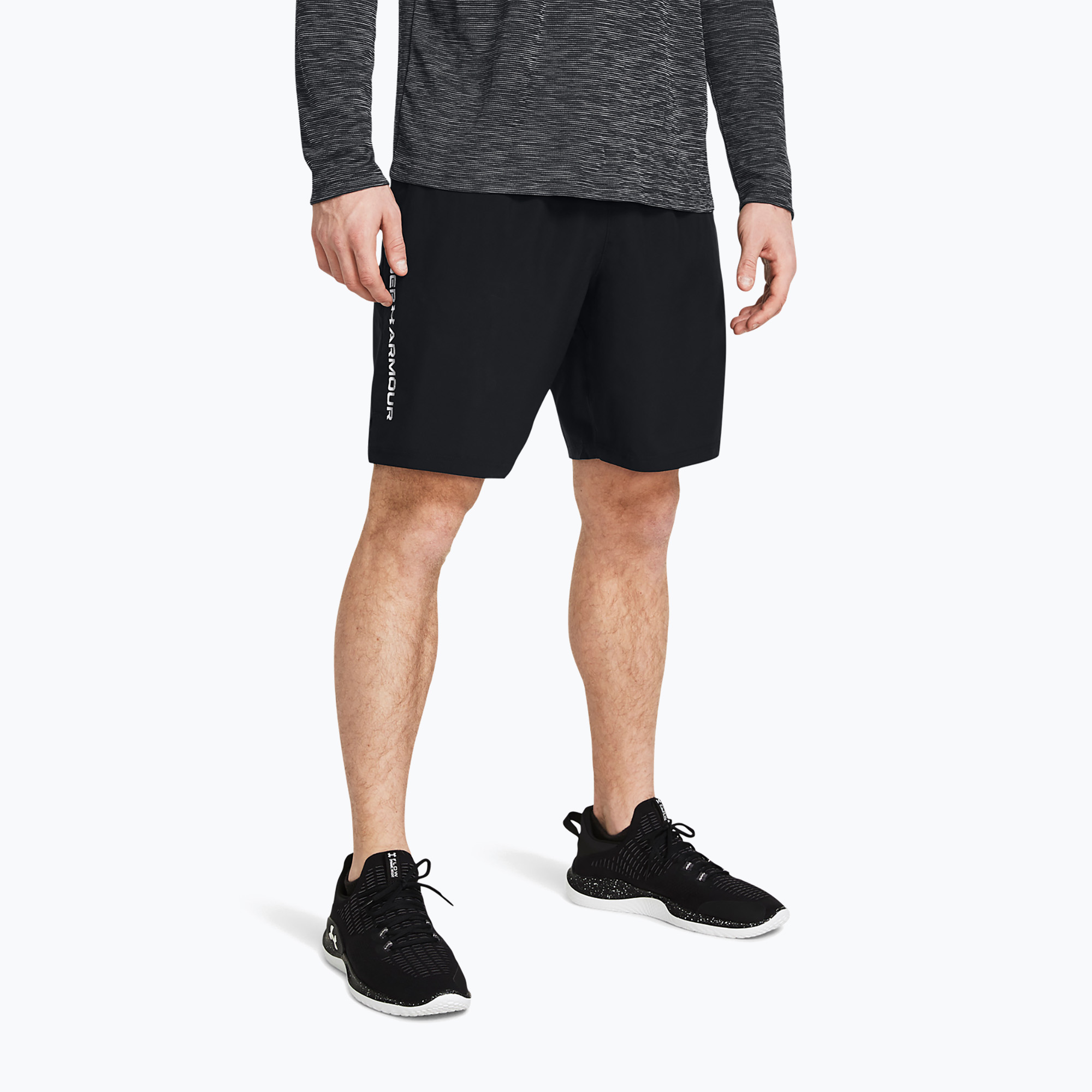Pánske tréningové šortky Under Armour Woven Wdmk black/white (Woven Wordmark 1383356-001)