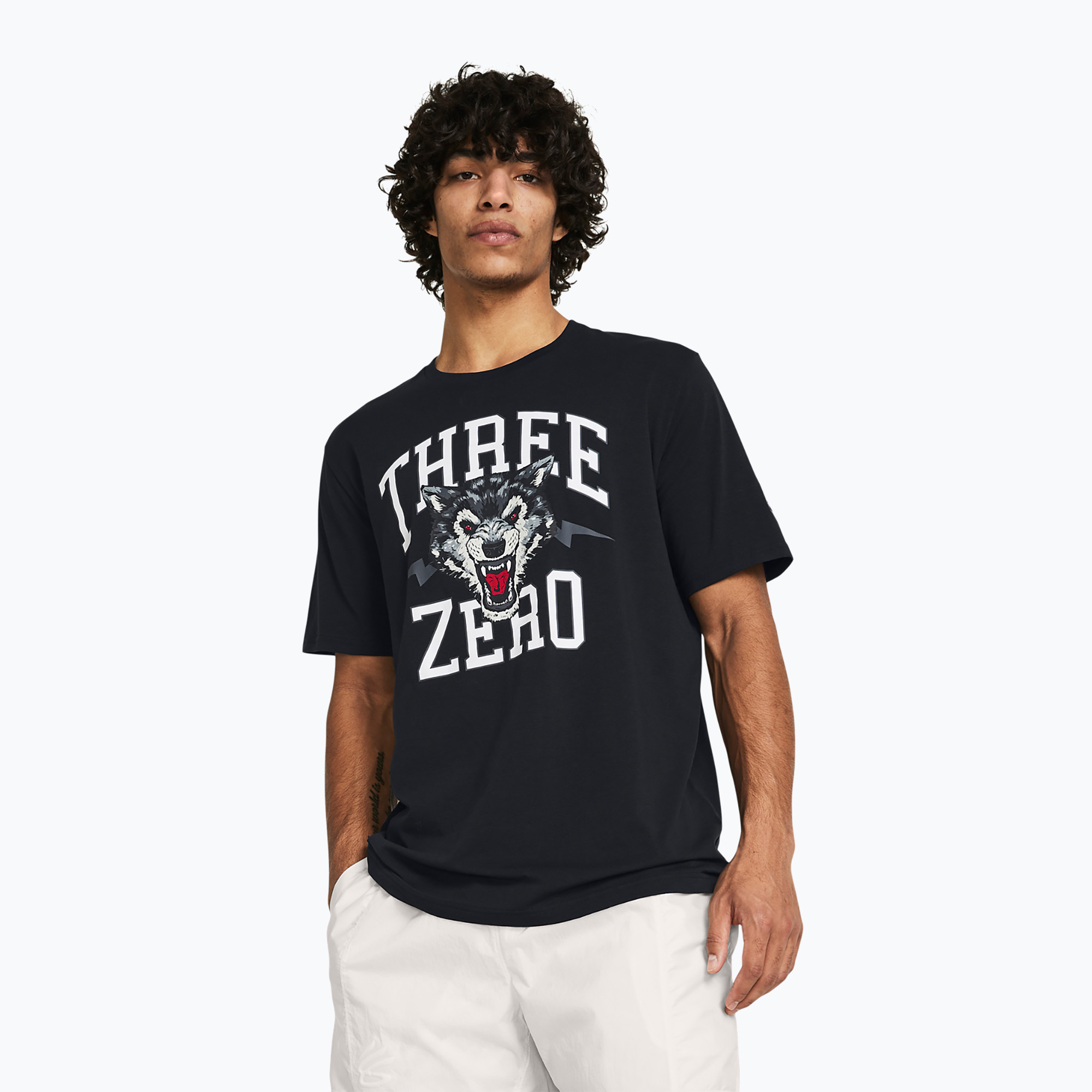 Pánske basketbalové tričko Under Armour Curry Young Wolf Tee black/mod gray (Curry Young Wolf Tee 1383384)