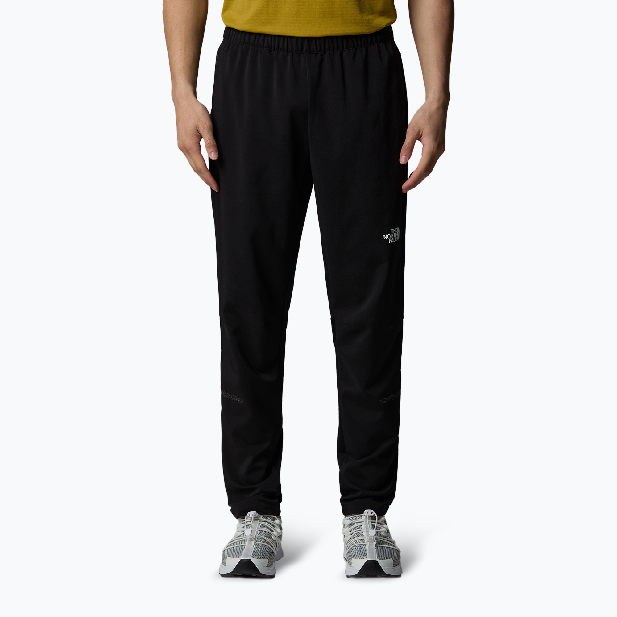 Pánske bežecké nohavice The North Face Mountain Athletics Trajectory black (Mountain Athletics Trajectory NF0A893CJK31003)