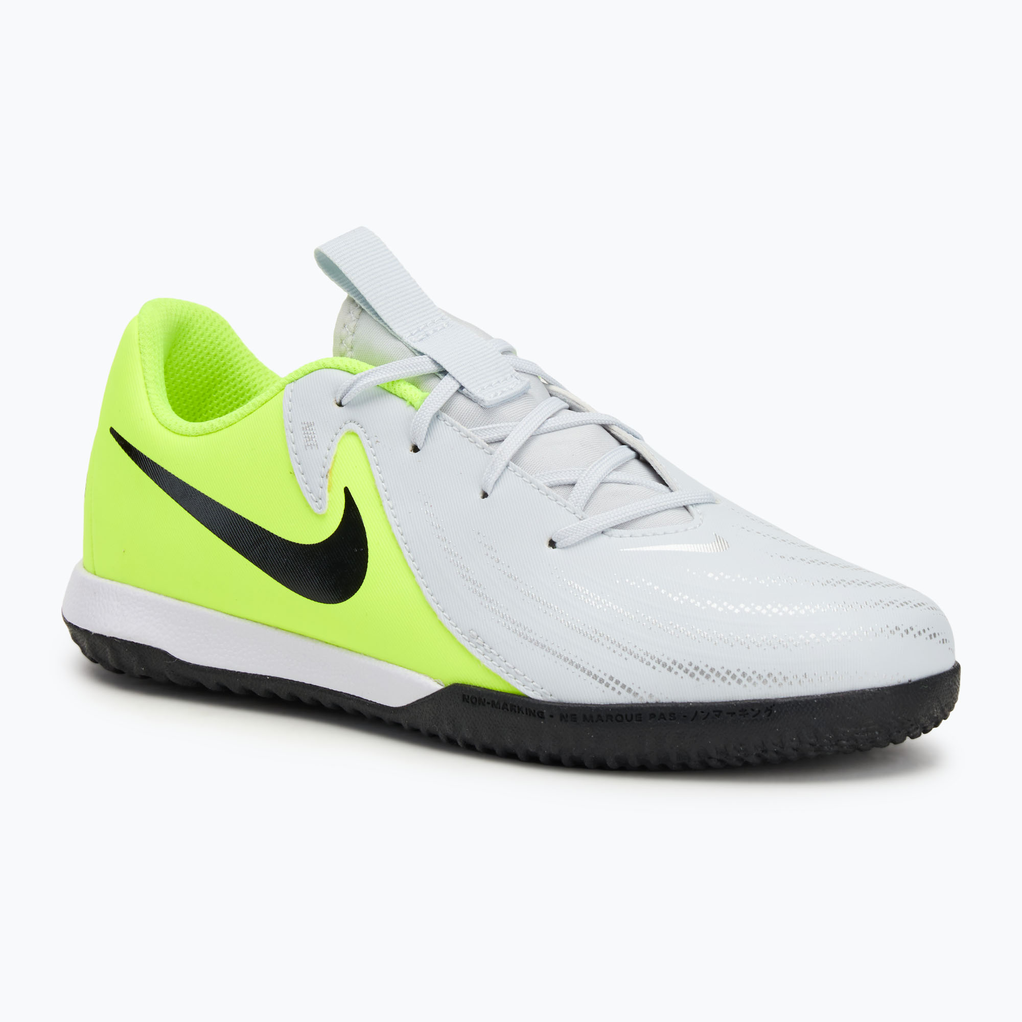 Detské kopačky Nike Phantom GX 2 Academy IC metallic silver/volt/black (Phantom GX 2 Academy IC FJ2609-003)
