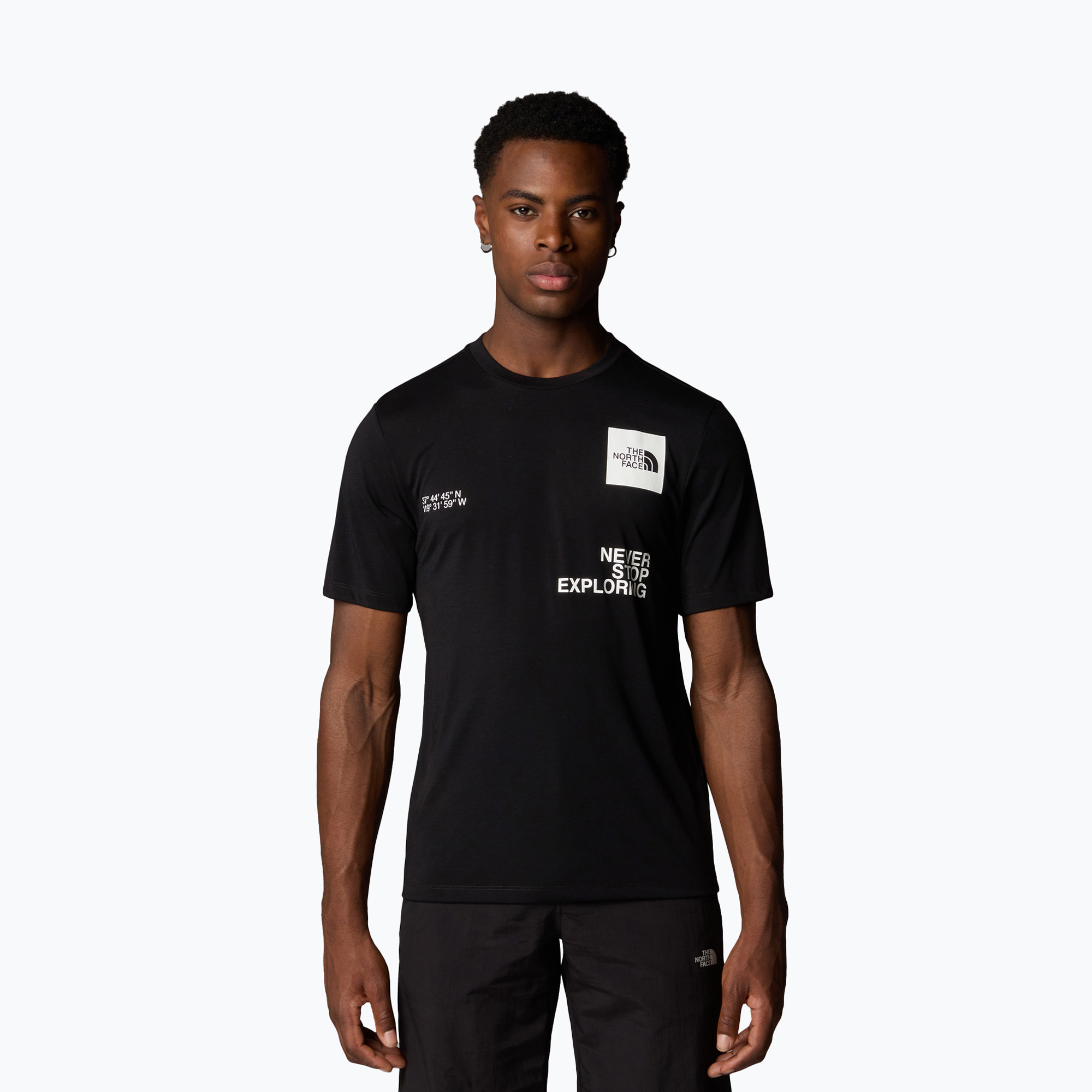 Pánske tričko The North Face Mountain Foundation Coordinates tnf black (Mountain Foundation Coordinates Tee NF0A8BQXJK31)