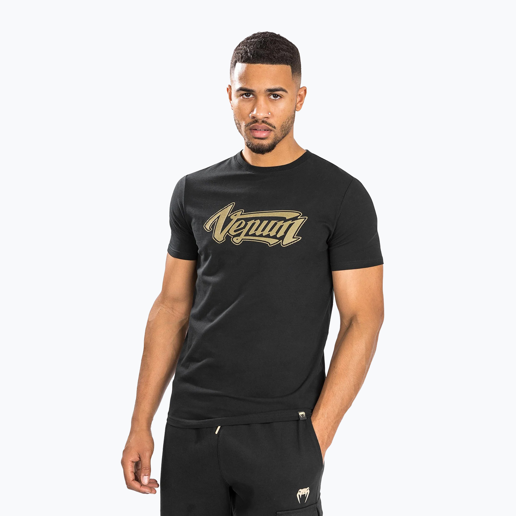 Pánske tričko Venum Absolute 2.0 Adjusted Fit black/gold (Absolute 2.0 Adjusted Fit VENUM-04927-126)