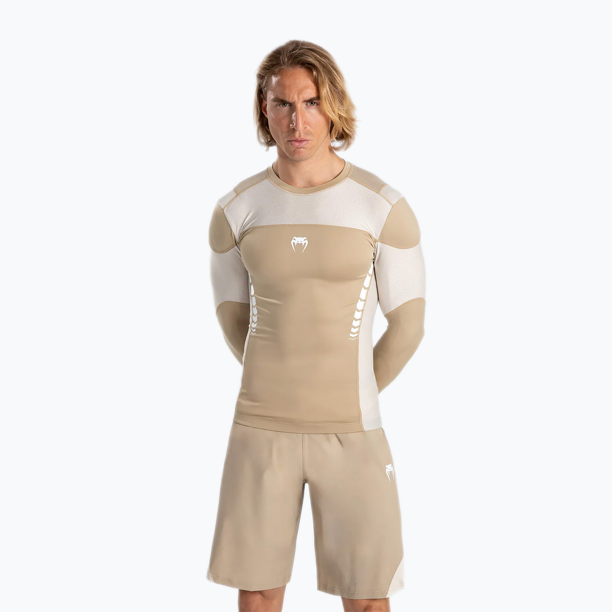 Pánske tréningový longsleeve Venum Tempest Rashguard Longsleeve beige/sand (Tempest Rashguard LS VENUM-05204-616-XXL)