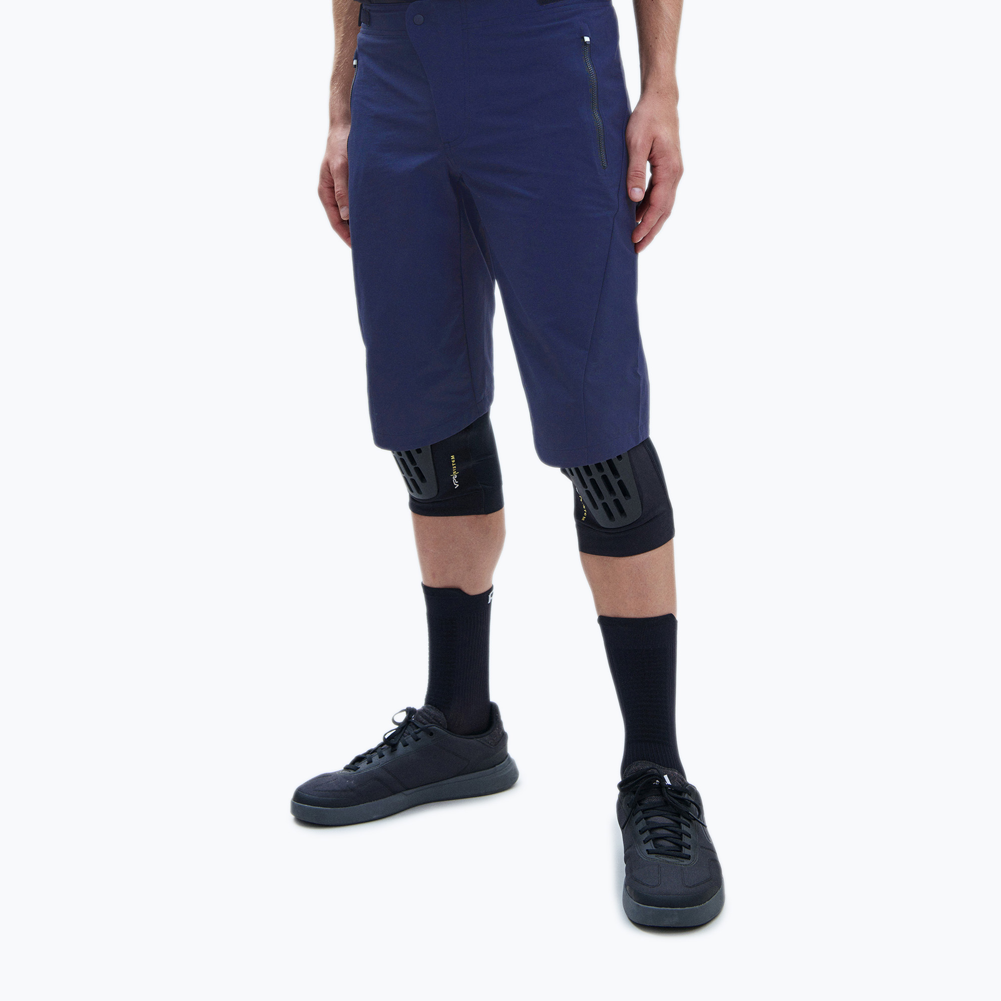 Pánske cyklistické šortky POC Essential Enduro turmaline navy (Essential Enduro 52835)