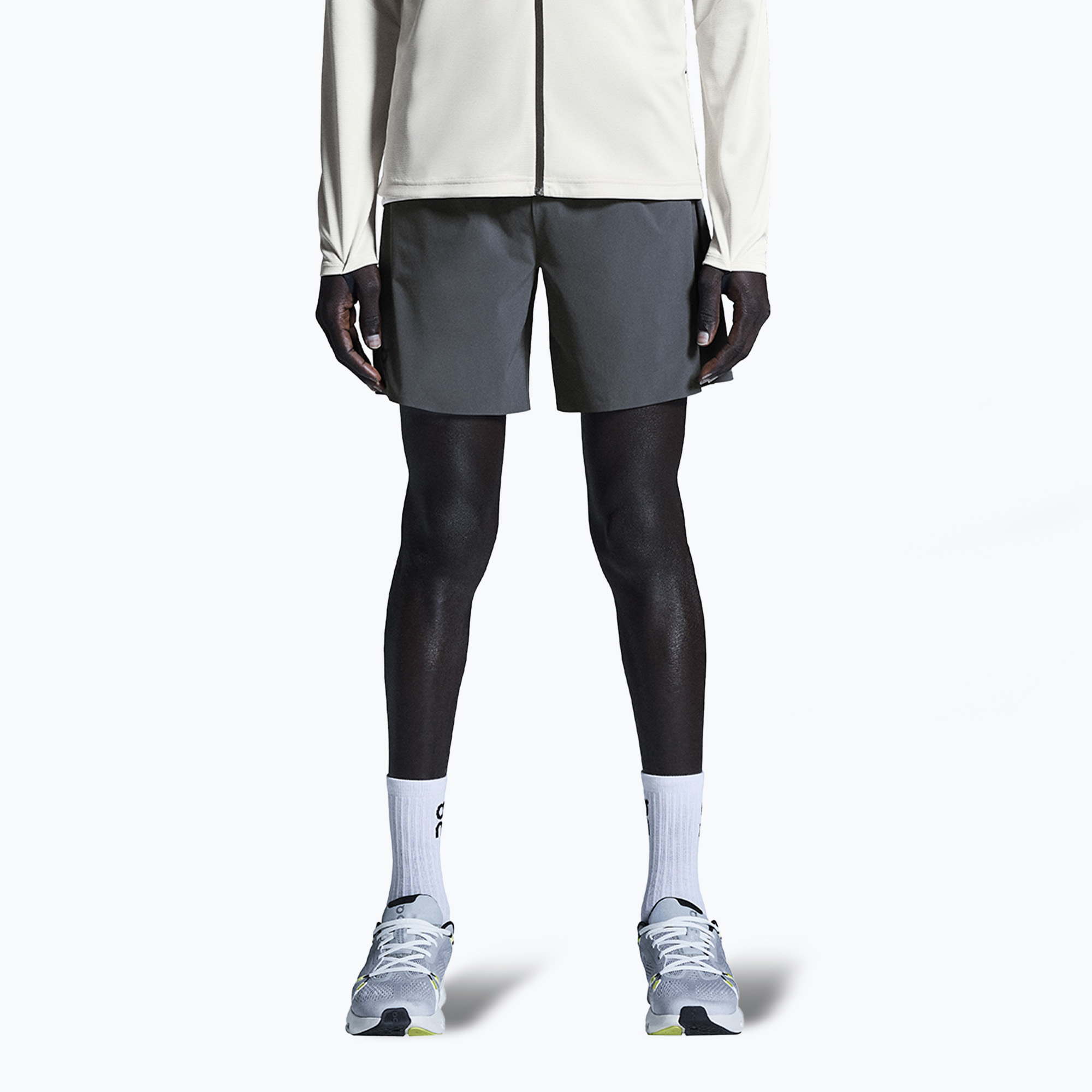 Pánske bežecké šortky On Running 7" Performance black