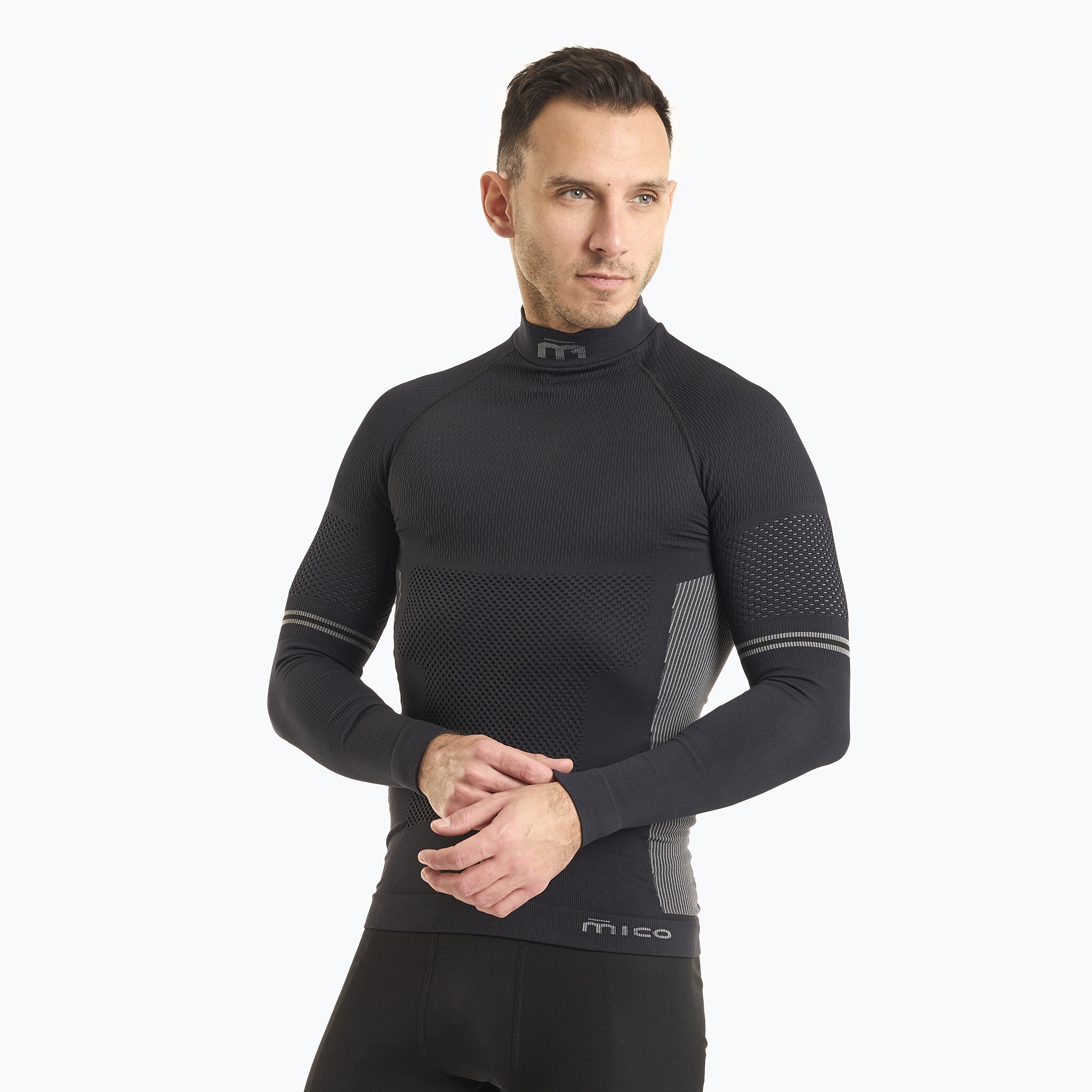 Pánske termotričko Mico M1 Mock Neck čierne IN721 (M1 Mock Neck IN07021)