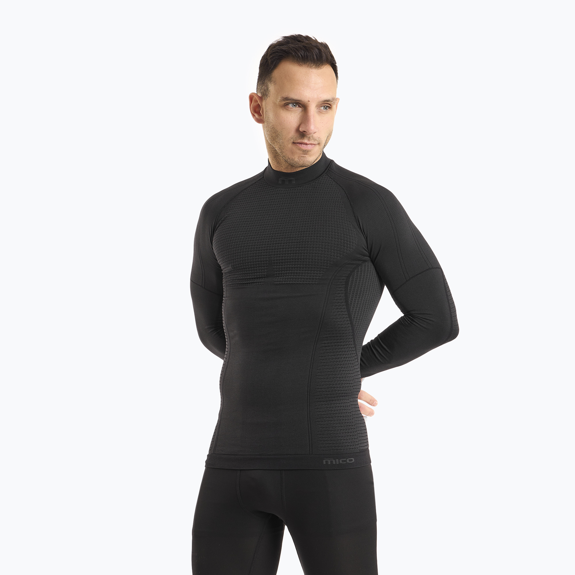 Pánske termotričko Mico Odor Zero Mock Neck čierne IN1451 (Odor Zero Mock Neck IN01451)
