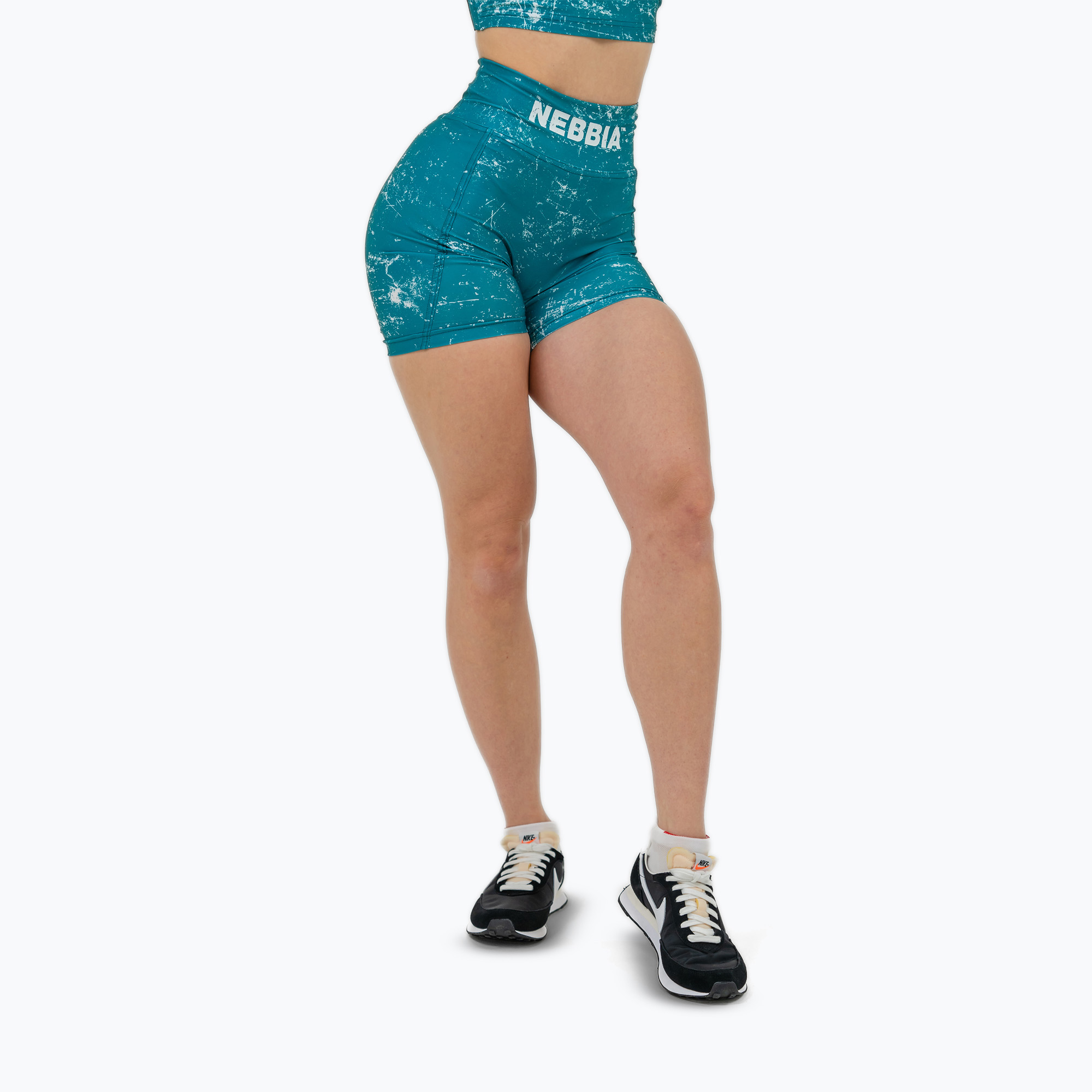 Dámske športové šortky NEBBIA 5′′ Hammies High Waisted green (5′′ Hammies High Waisted 615)