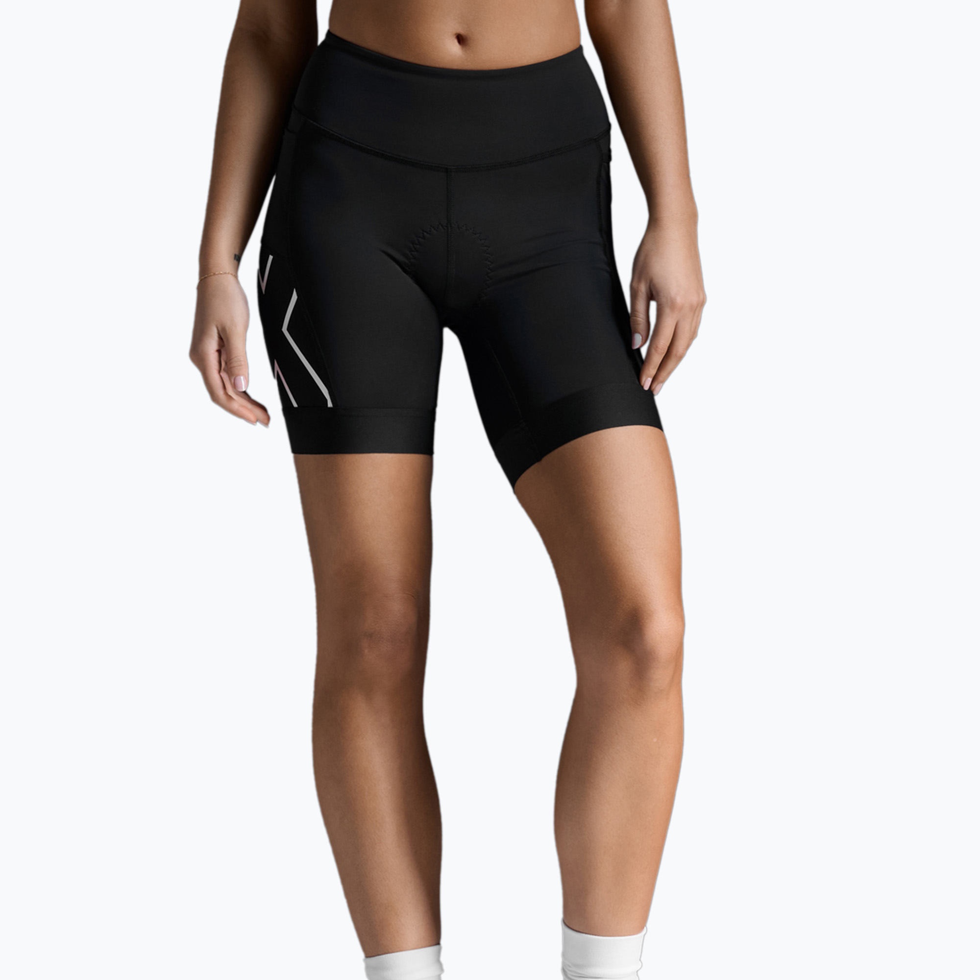 Dámske triatlonové šortky 2XU Core Tri 6" black/white (Core Tri 6" WT7407B)