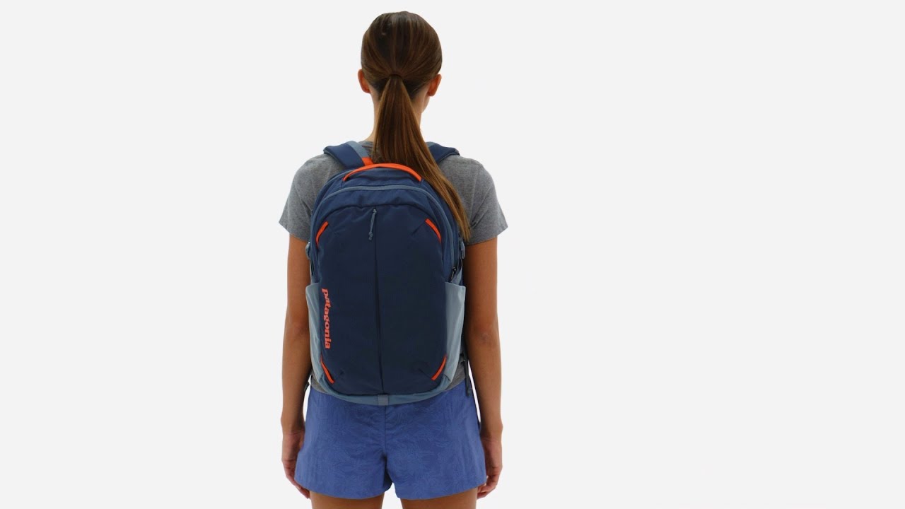 Turistický batoh Patagonia Refugio Day Pack 26 l fitz roy patchwork/night plum