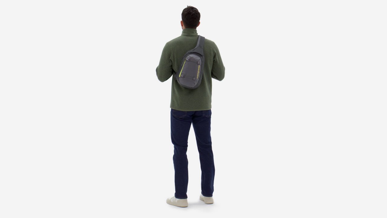 Patagonia Atom Sling 8 l batoh cez rameno forge grey